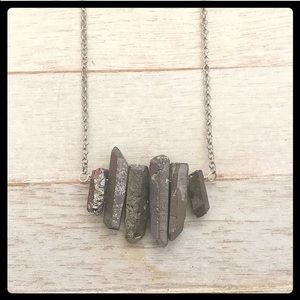 NEW HANDCRAFTED GUNMETAL SILVER QUARTZITE NECKLACE